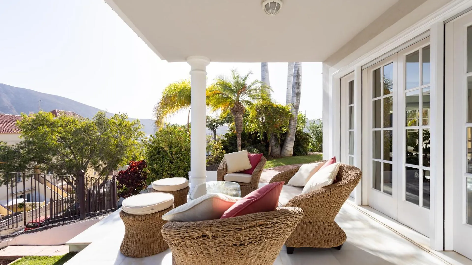 Home2Book Timeless Elegance Villa, Los Cristianos Los Cristianos