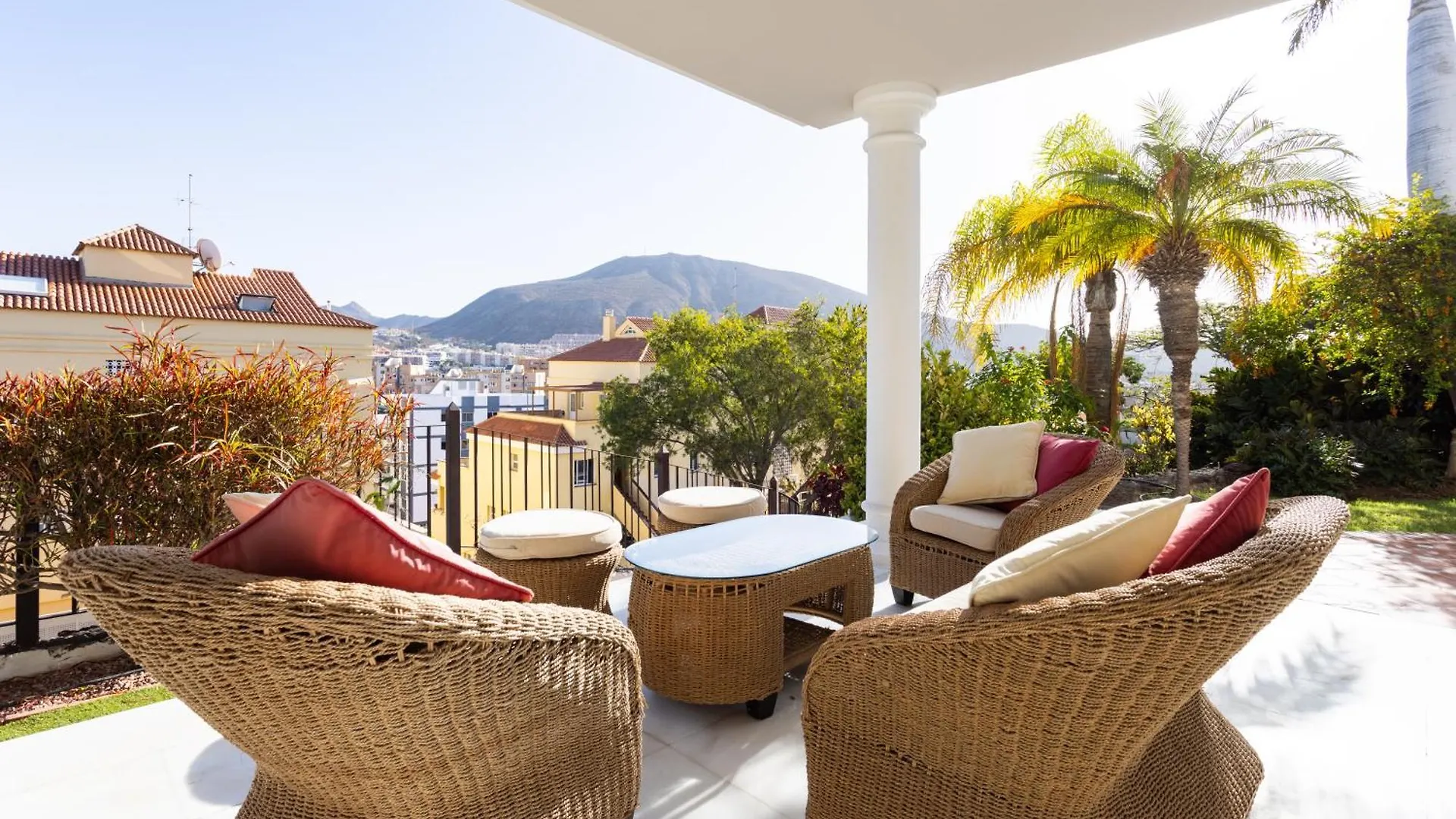 Home2Book Timeless Elegance Villa, Los Cristianos Los Cristianos  Villa