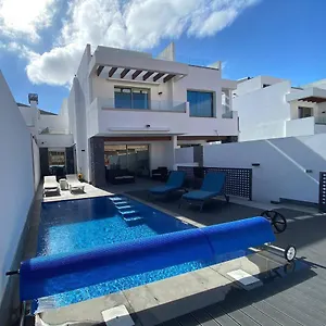  Villa Super Cool In Cristianos